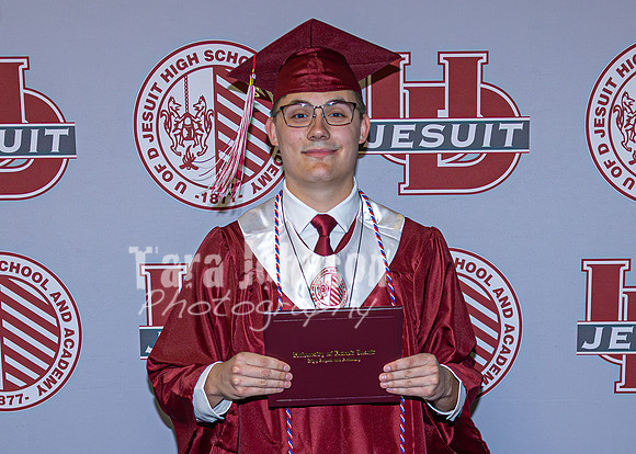 2026 U of D Grad - Angle #1 - Backdrop - TJP (28 of 258)