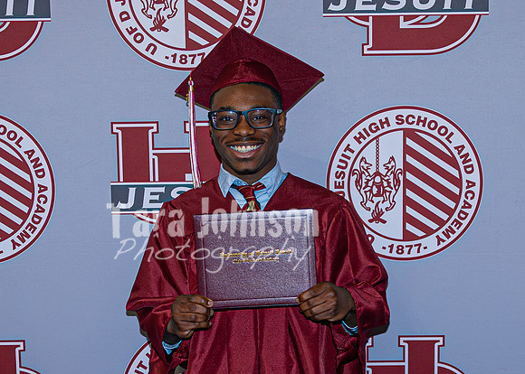 2026 U of D Grad - Angle #1 - Backdrop - TJP (24 of 258)