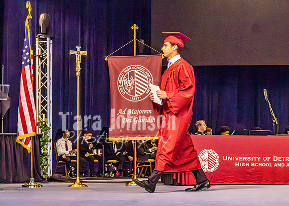 26 U of D Grad - Angle #4 - Flags - TJP (4 of 136)