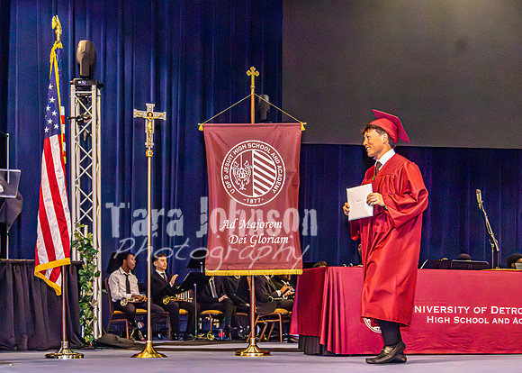 26 U of D Grad - Angle #4 - Flags - TJP (2 of 136)