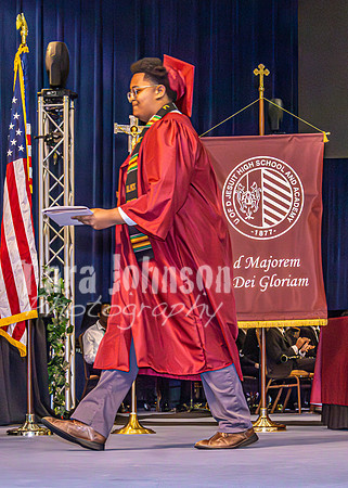 26 U of D Grad - Angle #4 - Flags - TJP (9 of 136)