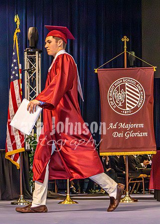 26 U of D Grad - Angle #4 - Flags - TJP (15 of 136)