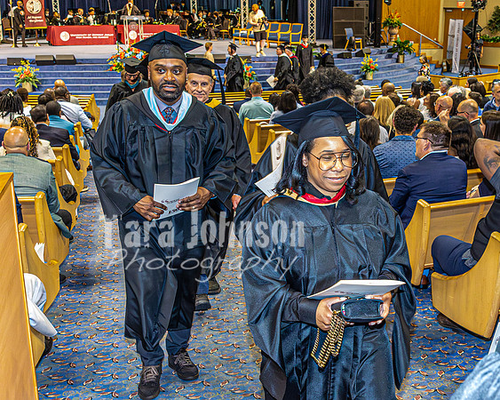 26 U of D Grad - Exit - TJP (92 of 102)