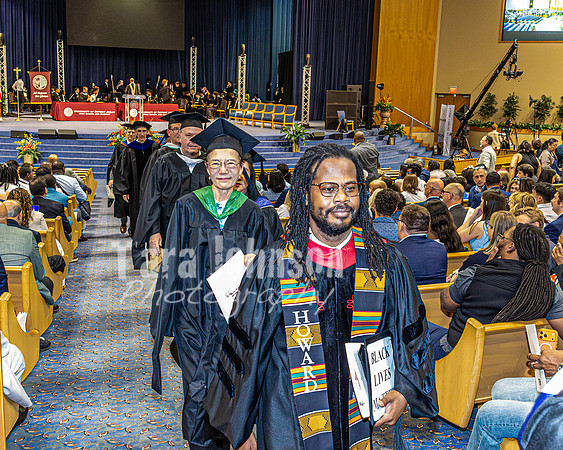 26 U of D Grad - Exit - TJP (97 of 102)