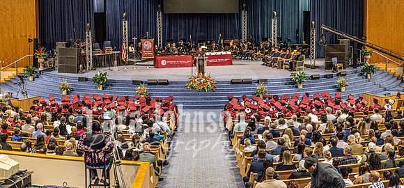 26 U of D Grad - Ceremony - TJP (419 of 476)