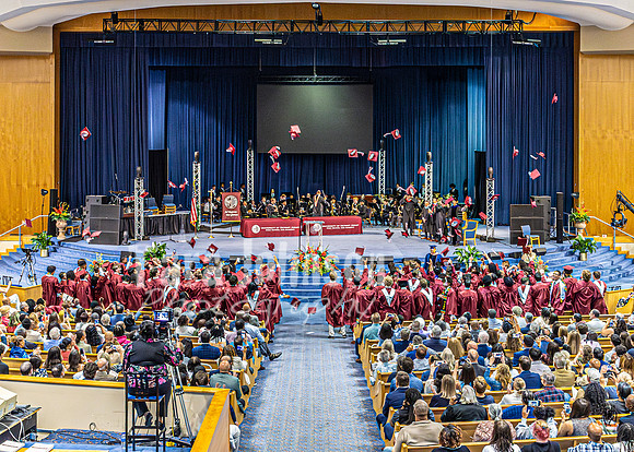 26 U of D Grad - Ceremony - TJP (471 of 476)