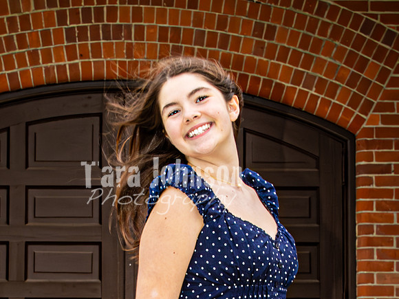 Lucy Dodd - Outdoors - TJP (5 of 12)