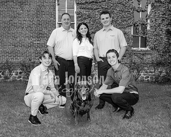 Valente Family @ OLSM - BW - TJP (8 of 17)