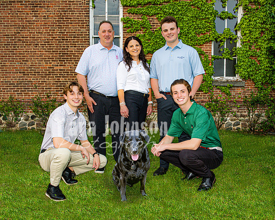 Valente Family @ OLSM - Color - TJP (8 of 17)