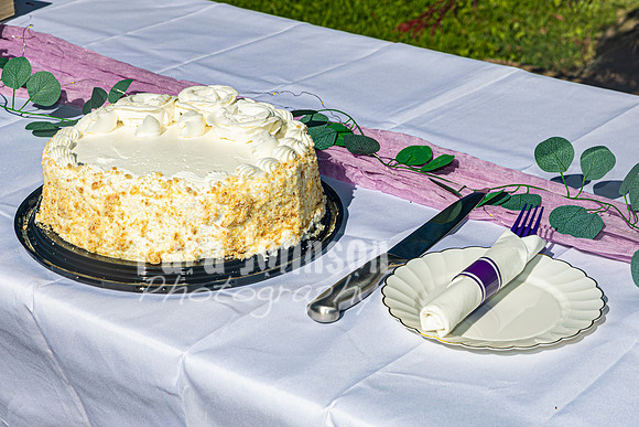 Dylan & Kendall Bailey - Cutting of the Cake - TJP (1 of 16)