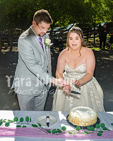 Dylan & Kendall Bailey - Cutting of the Cake - TJP (2 of 16)