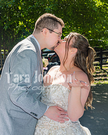 Dylan & Kendall Bailey - Cutting of the Cake - TJP (13 of 16)