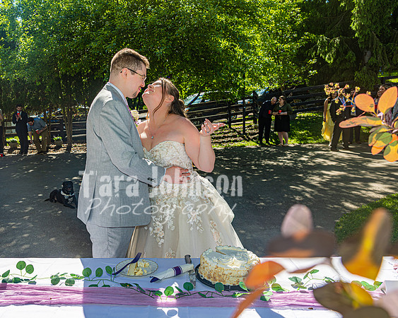 Dylan & Kendall Bailey - Cutting of the Cake - TJP (14 of 16)