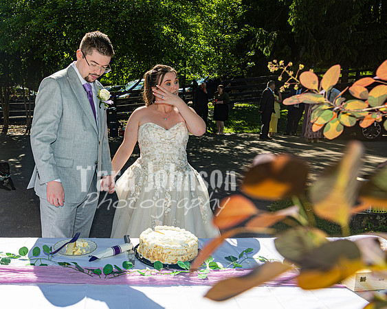Dylan & Kendall Bailey - Cutting of the Cake - TJP (16 of 16)