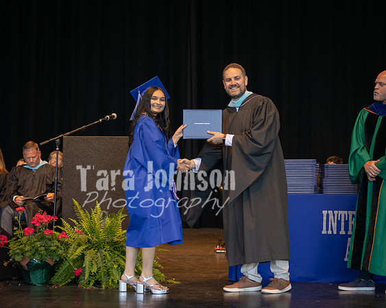 IA_Graduation_2026_Diploma (211 of 330)