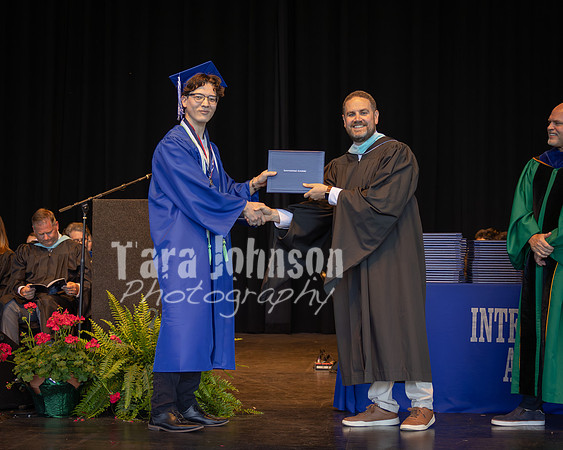 IA_Graduation_2026_Diploma (214 of 330)