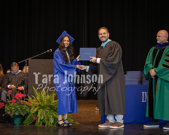 IA_Graduation_2026_Diploma (222 of 330)