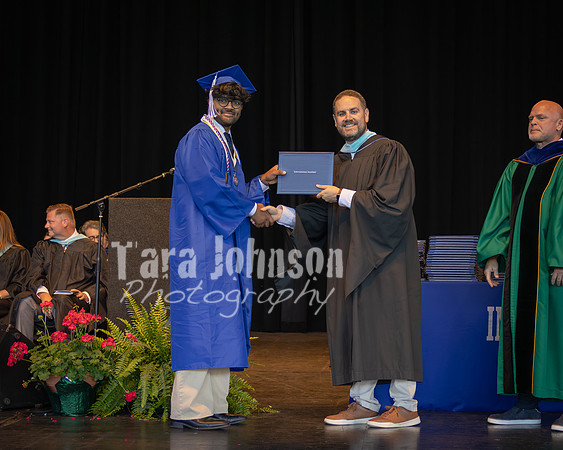 IA_Graduation_2026_Diploma (237 of 330)
