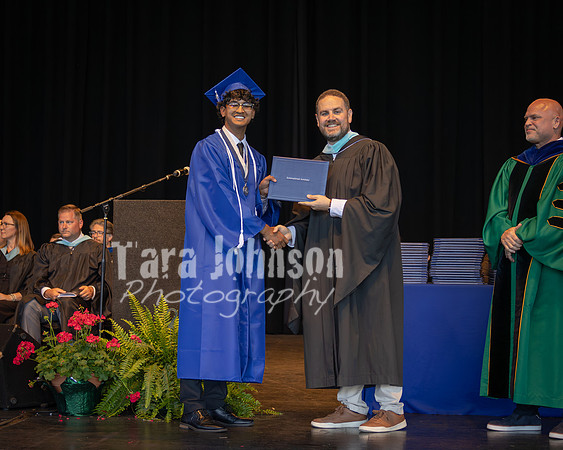 IA_Graduation_2026_Diploma (253 of 330)