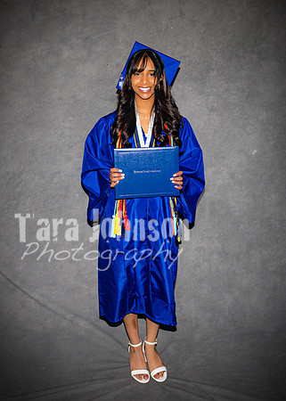 2026 IA Graduation - Angle #7 - Backdrop - TJP (41 of 322)