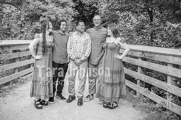 Torres Family @ Paint Creek Trail - BW - TJP (4 of 36)