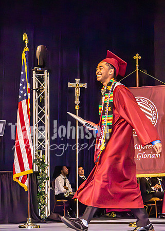 26 U of D Grad - Angle 4 - Flags - TJP (121 of 136)