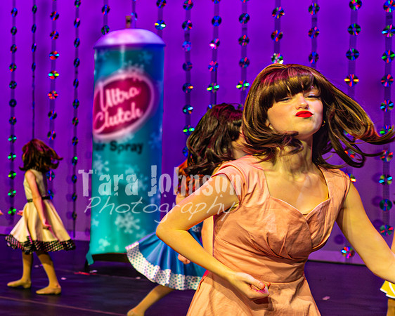 Suzanne's - Hairspray - Final Rehearsal - TJP (18 of 271)