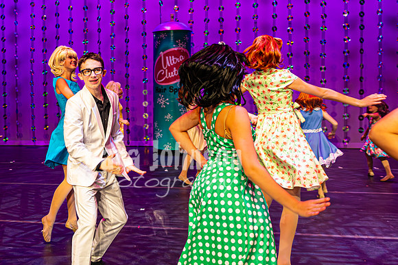 Suzanne's - Hairspray - Final Rehearsal - TJP (21 of 271)