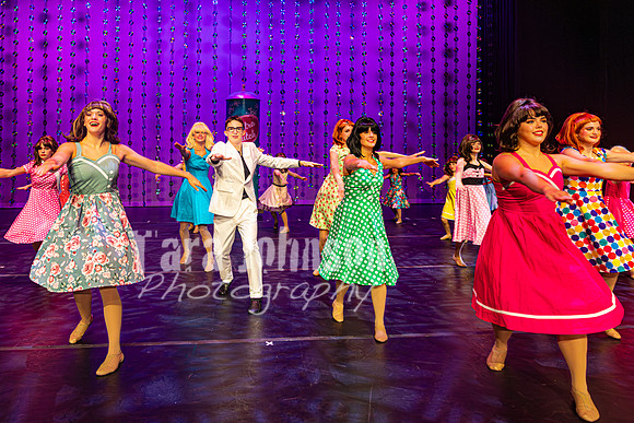 Suzanne's - Hairspray - Final Rehearsal - TJP (22 of 271)