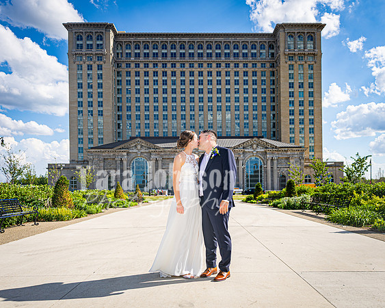 Jeff & Erika - The Bride & Groom - TJP (19 of 39)