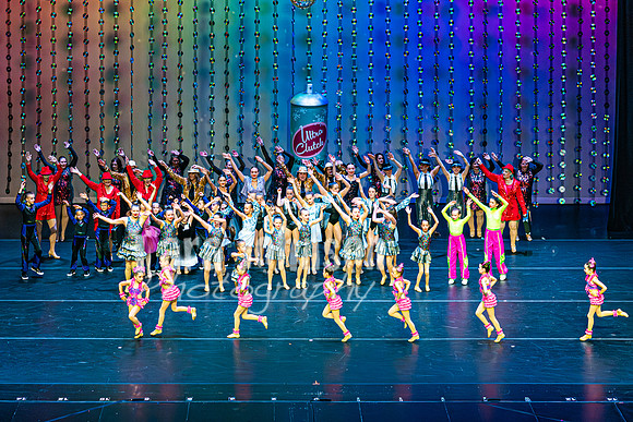 Suzanne's - Hairspray - Grand Finale - TJP (13 of 35)