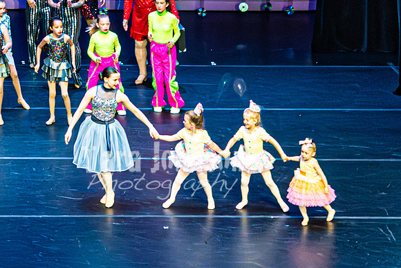 Suzanne's - Hairspray - Grand Finale - TJP (17 of 35)