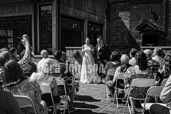Jeff & Erica - Complete [BW] - TJP (123 of 261)