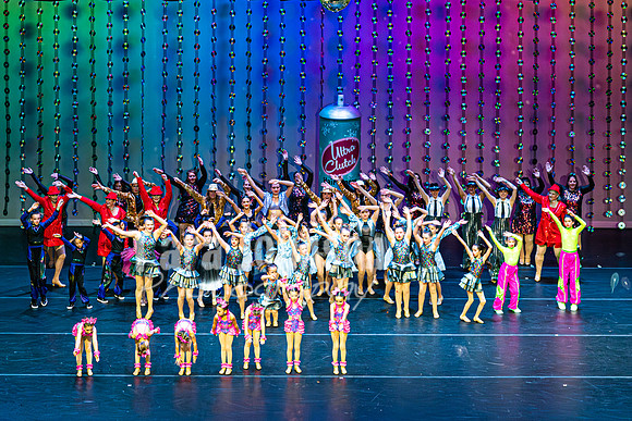 Suzanne's - Hairspray - Grand Finale - TJP (14 of 35)