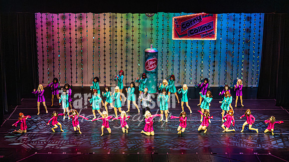 Suzanne's - Hairspray - Performance - TJP (152 of 174)