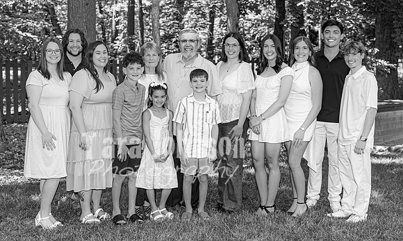 Cassar Family - Complete - BW - TJP (6 of 59)