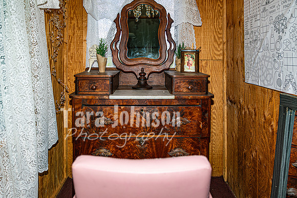 Michael & Brittany - The Venue - TJP (25 of 51)