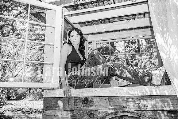 Margret Van Netten @ Terraces Flower Farm (BW-B) - TJP (8 of 100)