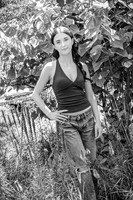Margret Van Netten @ Terraces Flower Farm (BW-B) - TJP (20 of 100)