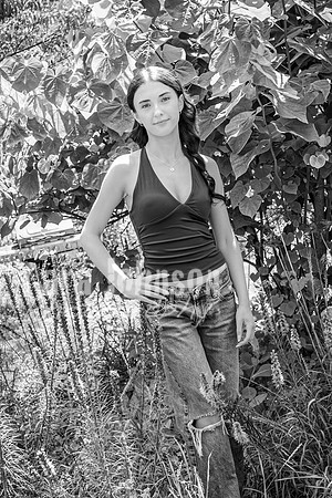 Margret Van Netten @ Terraces Flower Farm (BW-B) - TJP (20 of 100)