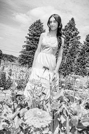 Margret Van Netten @ Terraces Flower Farm (BW-B) - TJP (26 of 100)