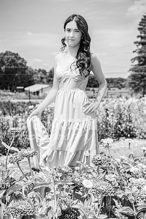 Margret Van Netten @ Terraces Flower Farm (BW-B) - TJP (27 of 100)