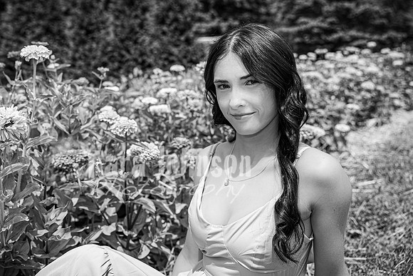 Margret Van Netten @ Terraces Flower Farm (BW-B) - TJP (29 of 100)