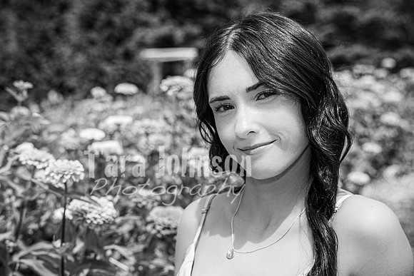 Margret Van Netten @ Terraces Flower Farm (BW-B) - TJP (30 of 100)