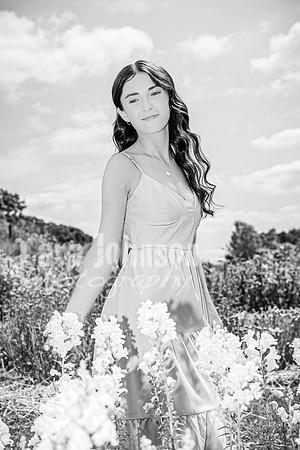 Margret Van Netten @ Terraces Flower Farm (BW-B) - TJP (41 of 100)