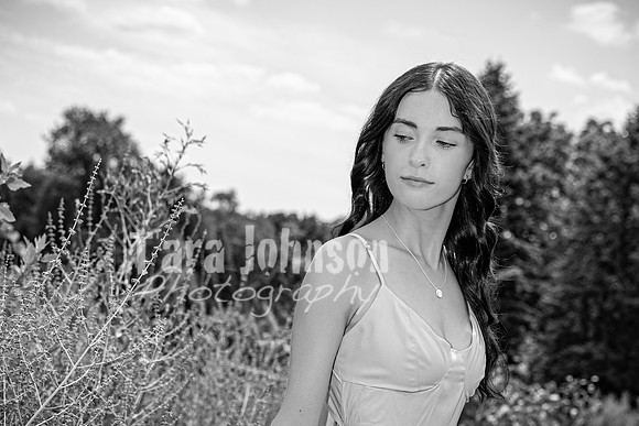 Margret Van Netten @ Terraces Flower Farm (BW-B) - TJP (58 of 100)