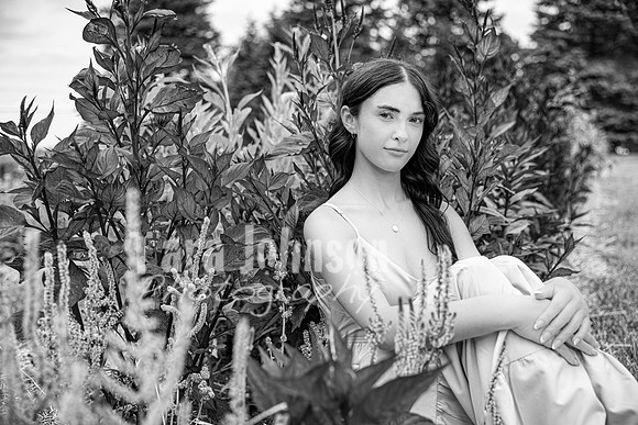 Margret Van Netten @ Terraces Flower Farm (BW-B) - TJP (65 of 100)