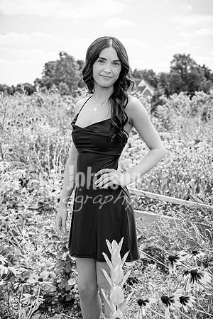 Margret Van Netten @ Terraces Flower Farm (BW-B) - TJP (70 of 100)