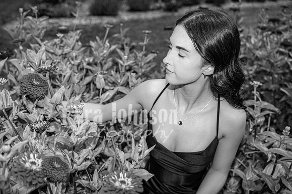 Margret Van Netten @ Terraces Flower Farm (BW-B) - TJP (76 of 100)