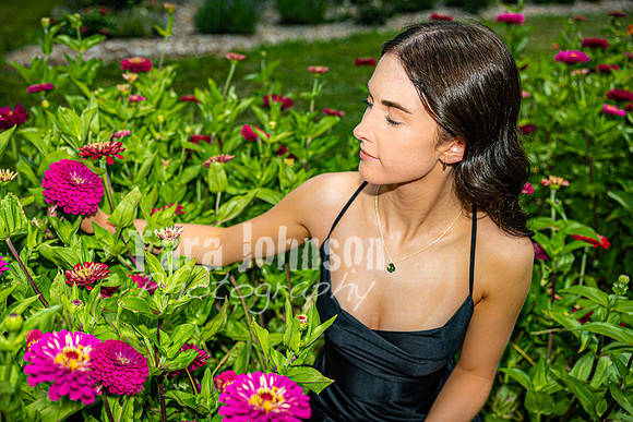 Margret Van Netten @ Terraces Flower Farm (Color-B) - TJP (76 of 100)